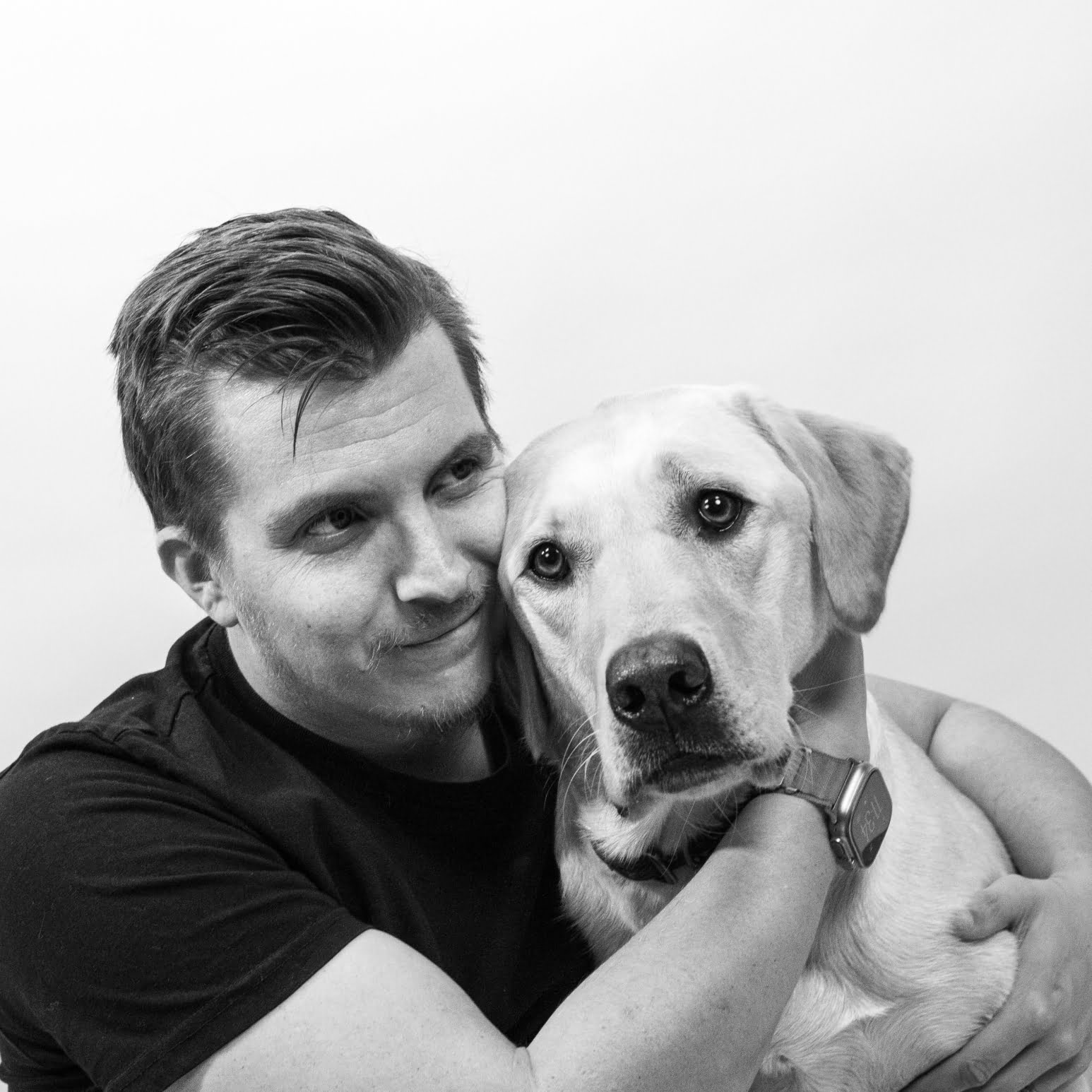 The profile picture of Christopher Nathaniel with his dog